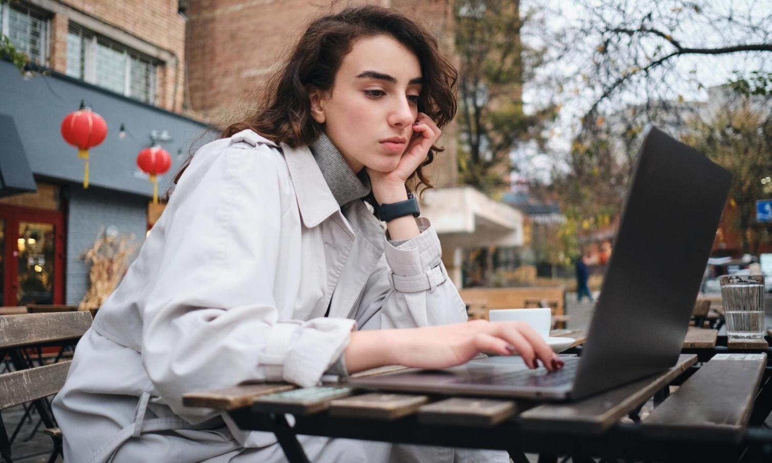 Strategic consultation session focused on brand messaging